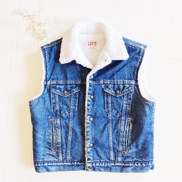 Levi's Other - Vintage Levi's Sherpa lined Denim vest✨